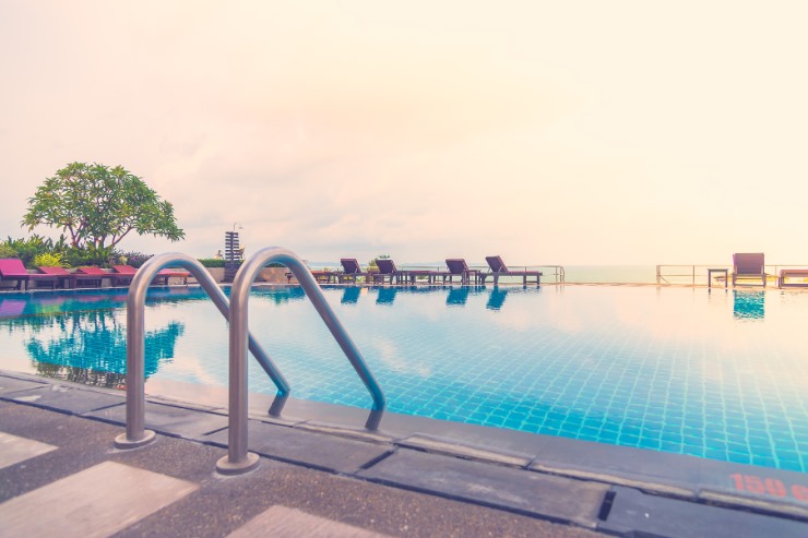 Amenities Infinity Pool at Urban Skyline Phase 2